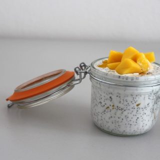 chia seed pudding, healthy eating